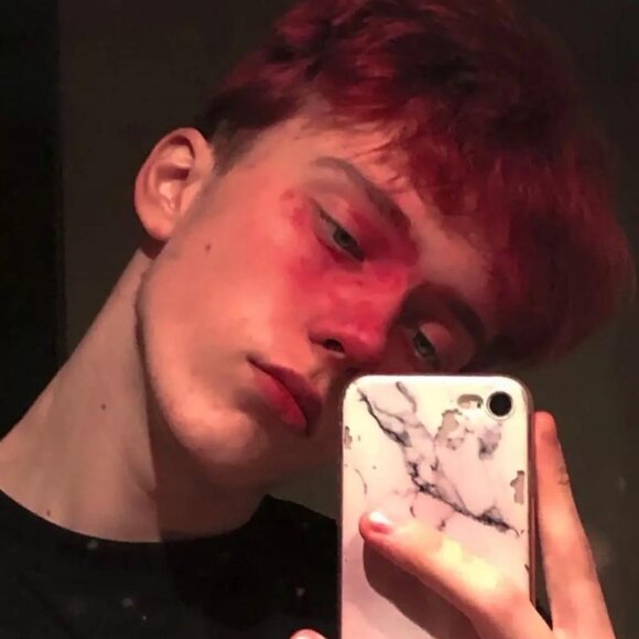 Meet your Posher, Erin - Picture 1 of 1